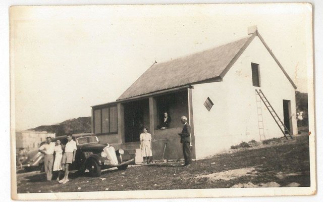 Danie Fourie heel regs by seebadshuisie, Kleinbaai